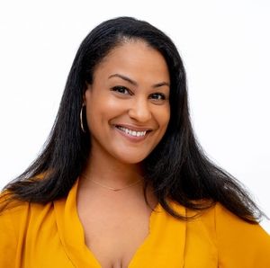 Meet your Posher, Jesenia